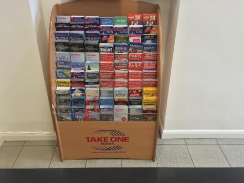 Gallery image of Carlton Hotel in London