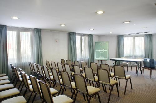 Konferenční prostory v ubytování Constitución Palace Hotel