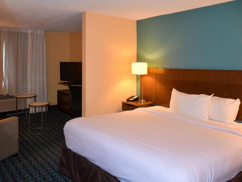 Katil atau katil-katil dalam bilik di Comfort Inn & Suites Texas City I-45