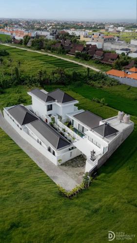 Landskap semula jadi dekat dengan vila ini