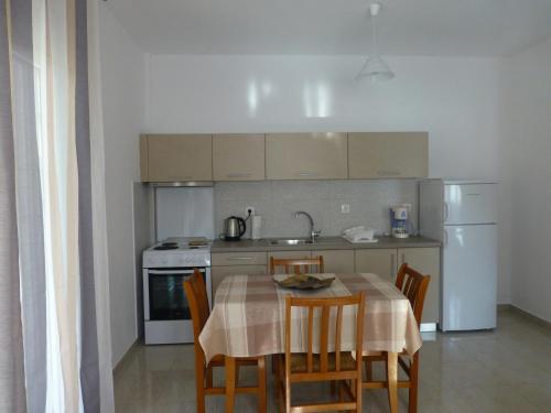 Gallery image of Pavloudis Apartments in Psakoudia