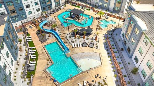 an overhead view of a pool in a resort at Cliff Side Retreat condo in Hurricane