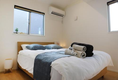 New Shibuya house 3BR sleeps 8 person only 7 minutes to train station