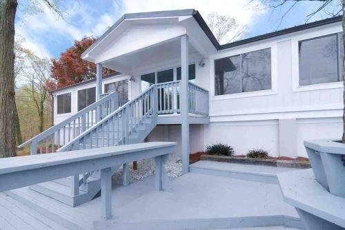 Balkón nebo terasa v ubytování Big Water View Lake Home in Mooresville, North Carolina