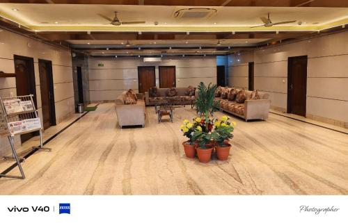 Gambar di galeri bagi Hotel Basera Vrindavan di Jāmb