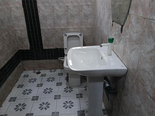 Un baño de Eliko Hotels and suites