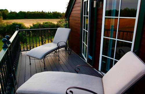 Μπαλκόνι ή βεράντα στο Charming Suite with Private Roof Deck near Ithaca, New York