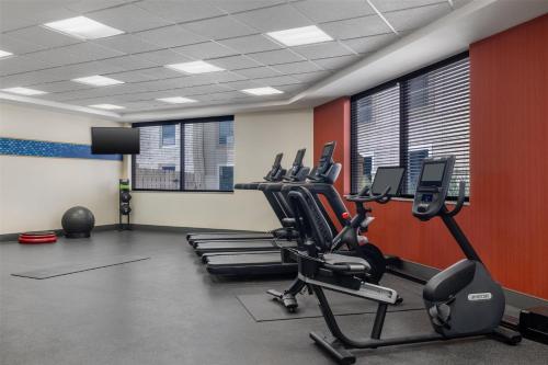 Fitness centrum a/nebo fitness zařízení v ubytování Hampton Inn & Suites I-35/Mulvane
