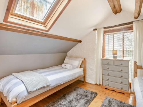 Ένα ή περισσότερα κρεβάτια σε δωμάτιο στο 3 Bed in Bude WVSTC