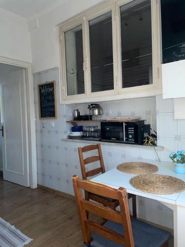 Top-floor Apartment, 4 metro stops from the Colosseum