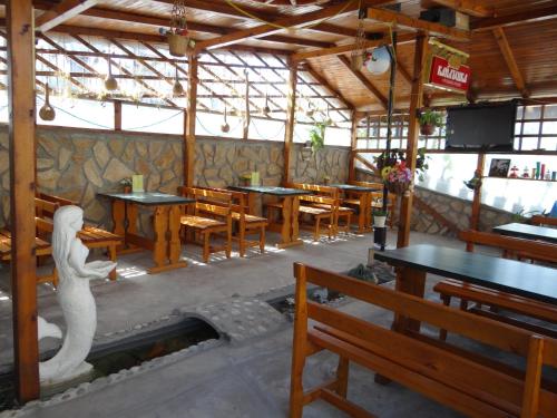 Ресторант или друго място за хранене в Guest House Rusalka