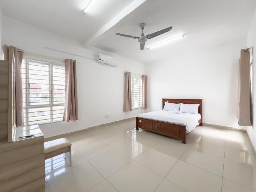 Кровать или кровати в номере Puncak Alam 3 Bdroom, Eco Grandeur, Uitm, Netflix