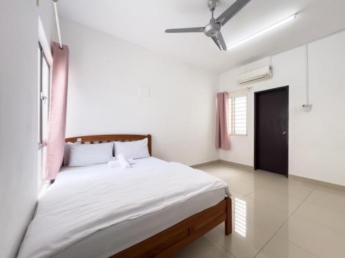 Кровать или кровати в номере Puncak Alam 3 Bdroom, Eco Grandeur, Uitm, Netflix