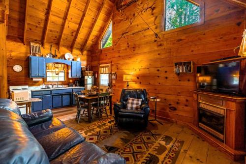 Φωτογραφία από το άλμπουμ του Great Cabins Ideal for Groups Getaways in Copperhill, Tennessee σε Copperhill