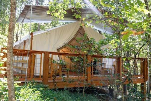 Φωτογραφία από το άλμπουμ του Great Cabins Ideal for Groups Getaways in Copperhill, Tennessee σε Copperhill