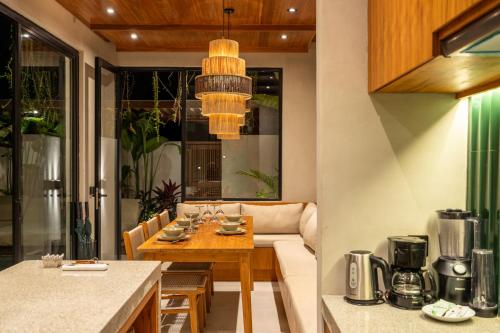 Dapur atau dapur kecil di Nanna Villa Unit 1 by Betterplace