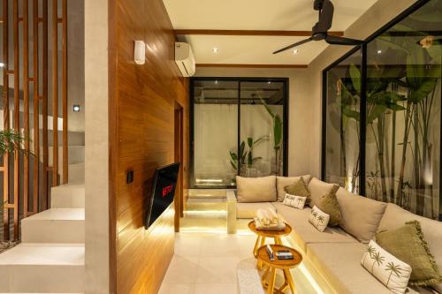 Ruang duduk di Nanna Villa Unit 1 by Betterplace