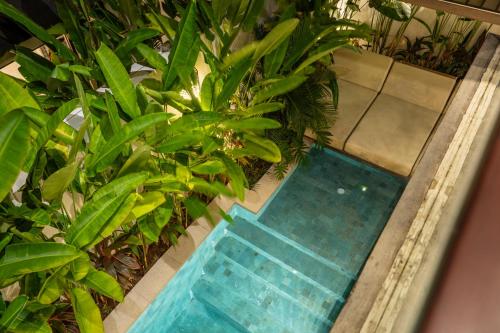 Kolam renang di atau dekat dengan Nanna Villa Unit 1 by Betterplace
