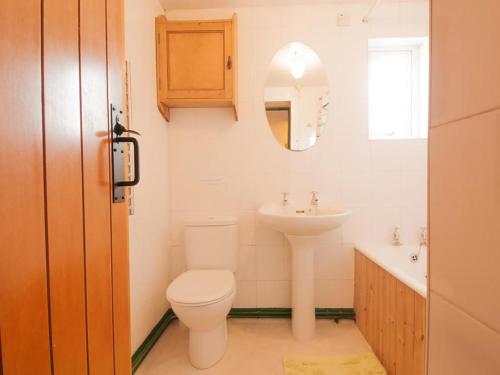 Koupelna v ubytování 2 Bed in Wasdale SZ580