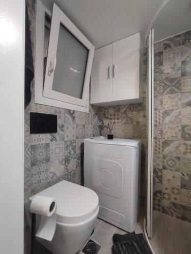 Urban Cocoon, Nice & Easy