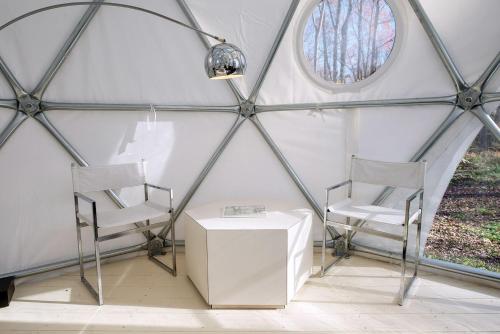 Φωτογραφία από το άλμπουμ του Cozy Unique Dome for a Romantic Glamping Getaway on a Private Farm in Woodridge, New York σε Woodridge