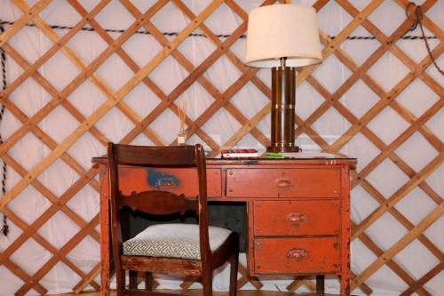 Fotografie z fotogalerie ubytování Beautiful Romantic Yurt Surrounded by Nature in Wimberley, Texas v destinaci Cloptins Crossing