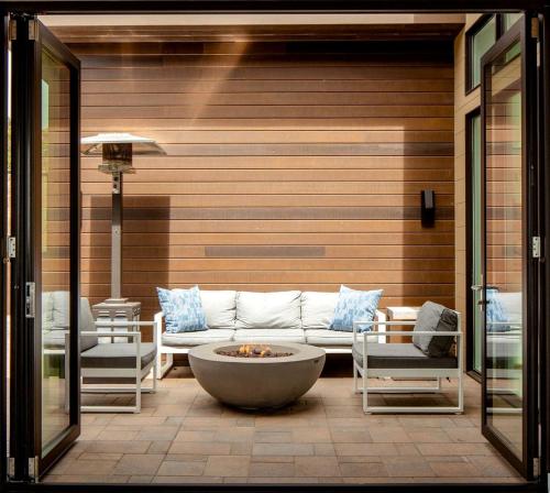 Χώρος καθιστικού στο Sky House Boutique Seaside Retreat With Cinema Near Dillon Beach