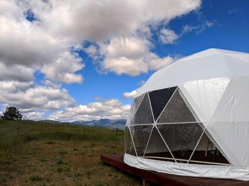 Fotografie z fotogalerie ubytování Remote Spacious Dome with Incredible Outdoor Landscape in Montana v destinaci Plains