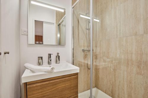 Luxury Suite in the Center of Paris