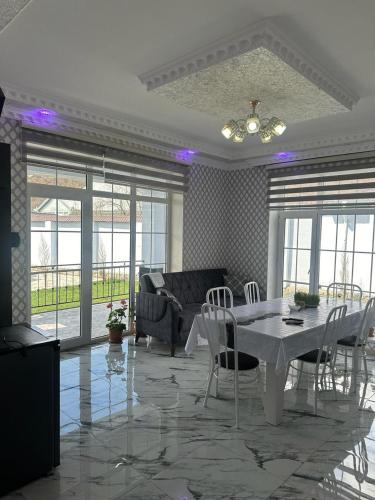 Χώρος καθιστικού στο Gabala Brend Villas