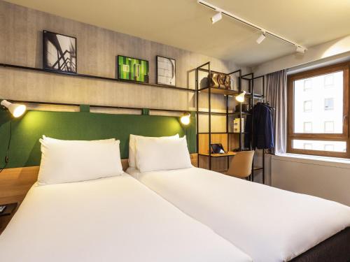 En eller flere senge i et værelse på ibis Paris Bastille Opera