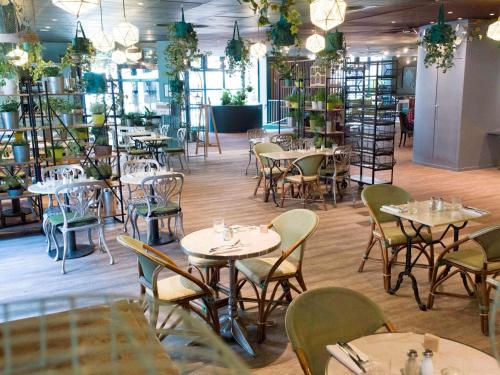 En restaurant eller et andet spisested på ibis Paris Bastille Opera
