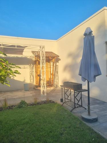 Taman di luar GreekХата