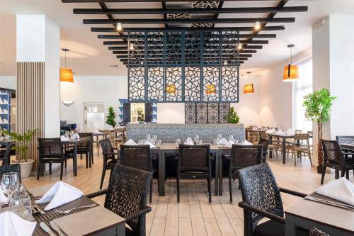 Restaurant ou autre lieu de restauration dans l'établissement Sonesta Maho Beach All Inclusive Resort Casino & Spa