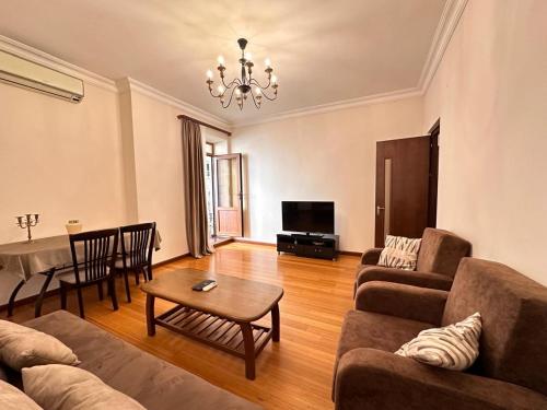 Fotografie z fotogalerie ubytování Republic square 2 bedroom 2 bathroom v Jerevanu