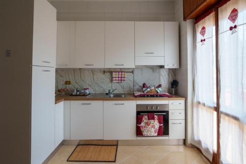 Kuchyň nebo kuchyňský kout v ubytování AUANA Casa Vacanze