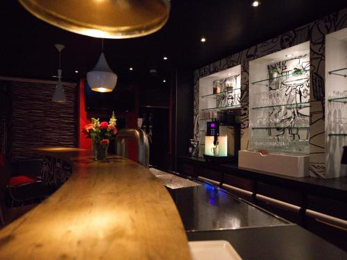 Lounge nebo bar v ubytování ibis Köln Centrum