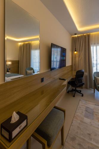 Televisyen dan/atau pusat hiburan di Petra Legacy Luxury