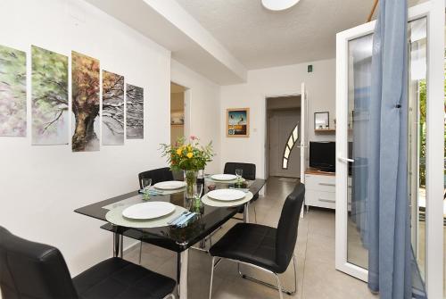 Apartment Danica 358