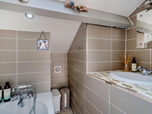 Bilik mandi di 1 Bed in Leyburn 95072