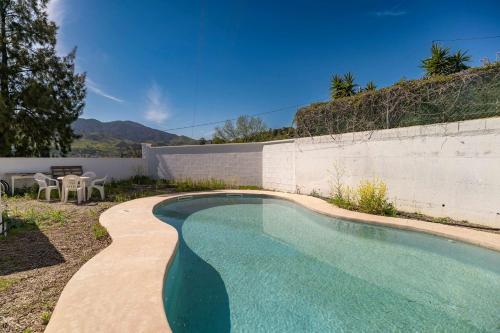 Swimmingpoolen hos eller tæt på Villa rural con piscina en Alora