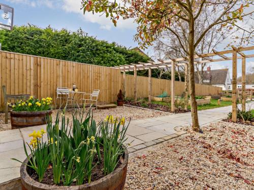 Giardino di 1 Bed in Marlborough 65123