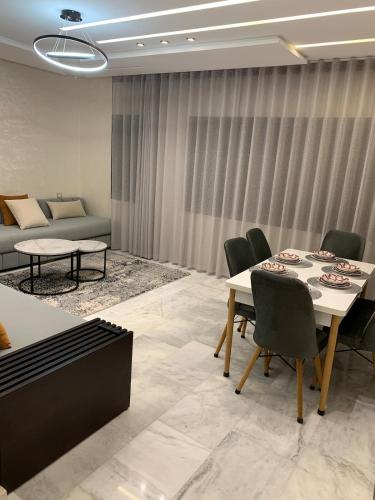 Posezení v ubytování Luxueux - Vue imprenable - Fes City Center - à 2 min du parc de champs de course