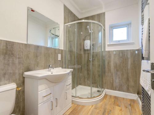 Ένα μπάνιο στο 6 Bed in St Andrews 89572