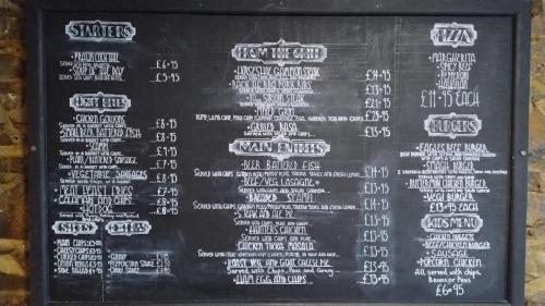 Certifikát, hodnocení, plakát nebo jiný dokument vystavený v ubytování The Eagles Inn