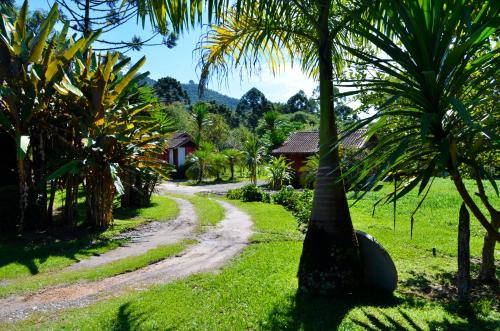Taman di luar Pousada Silvestre