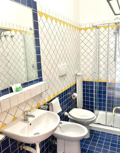 Bilik mandi di Residence I Girasoli