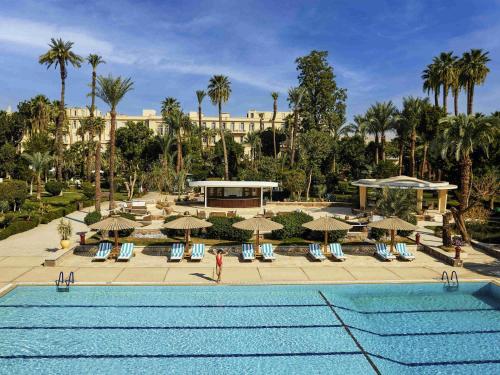Bazén v ubytování Sofitel Winter Palace Luxor nebo v jeho okolí