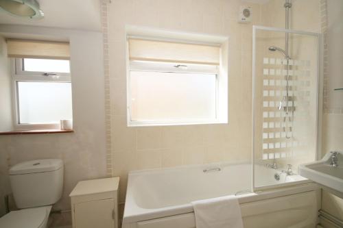 Et badeværelse på Jaknelee, West Wittering