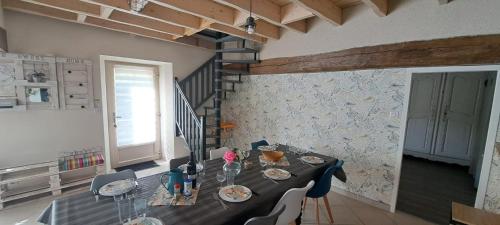 Nápoje v ubytování Gîte La Grange au cœur des châteaux